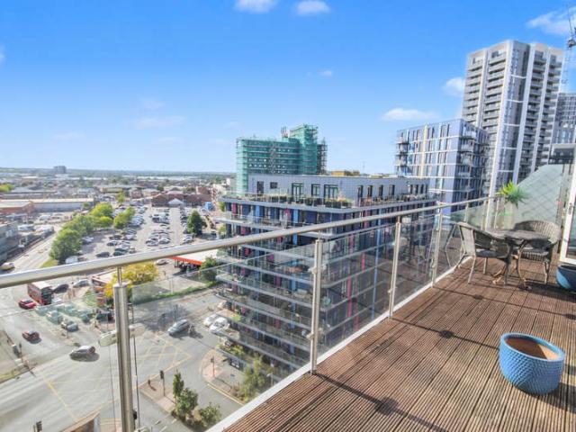 Flat for sale in Alperton, Greater London