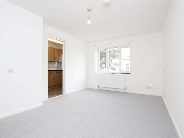 Flat for rent in Frome