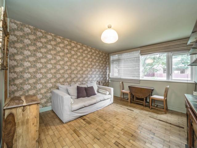 Apartment for rent in Evershot, Oxfordshire