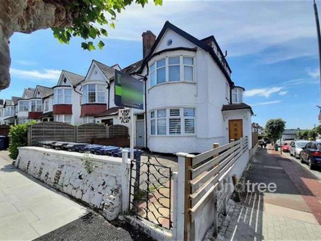 Flat for sale in London Borough of Barnet, Greater London
