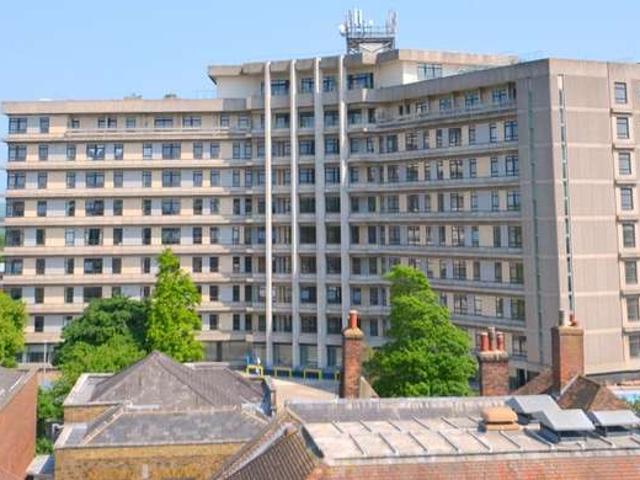 Flat for rent in Repton Manor, Bridgefield