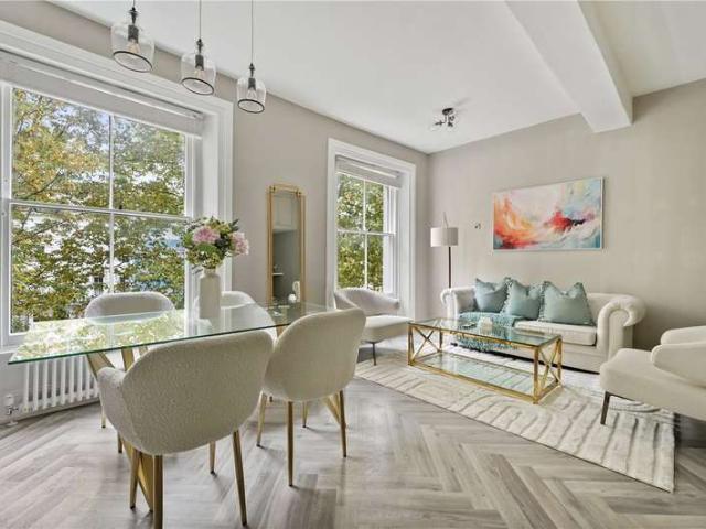 Flat for sale in Kensal Town, Bayswater