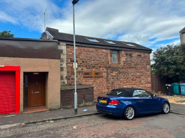 Flat for rent in Whifflet, Coatbridge