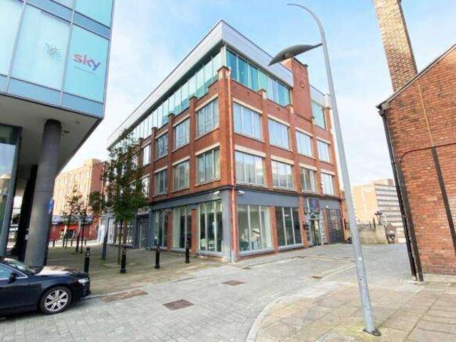 Flat for sale in Greater Manchester