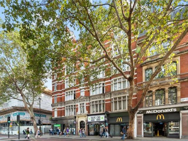Flat for sale in Saint Giles, Bloomsbury