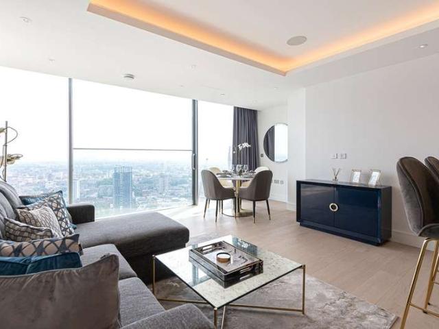 Flat for sale in Finsbury, Greater London