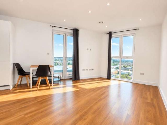 Flat for sale in Alperton, Greater London