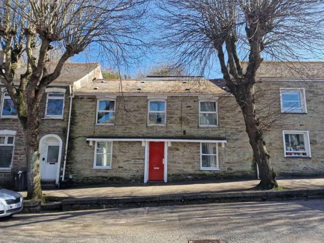 Flat for sale in Falmouth, Cornwall