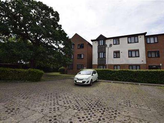 Flat for sale in Alperton, Greater London