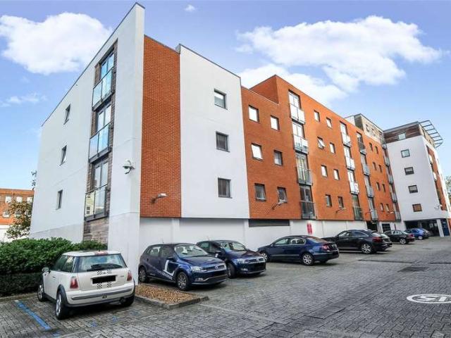 Flat for sale in St Mary's, City Of Southampton