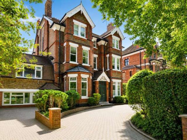 Flat for sale in Shepherd's Hill, Crouch End