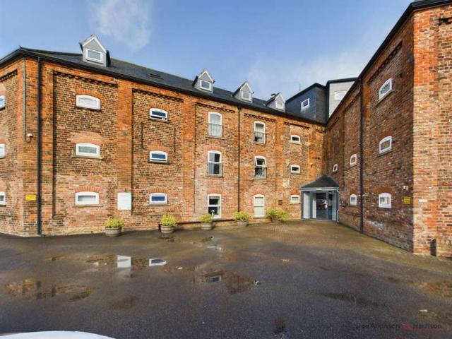 Flat for sale in Driffield, East Riding Of Yorkshire