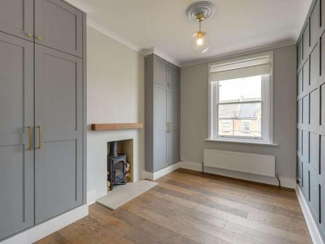 Flat for sale in Cordwell Estate, Greater London