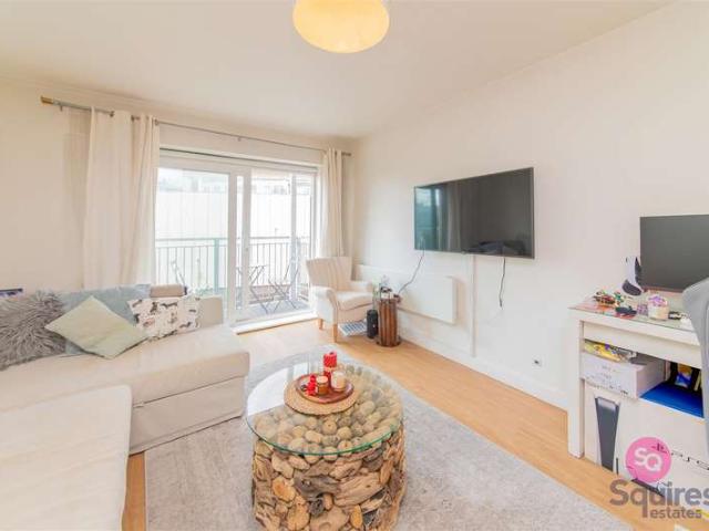 Flat for rent in Colindale, Colindale