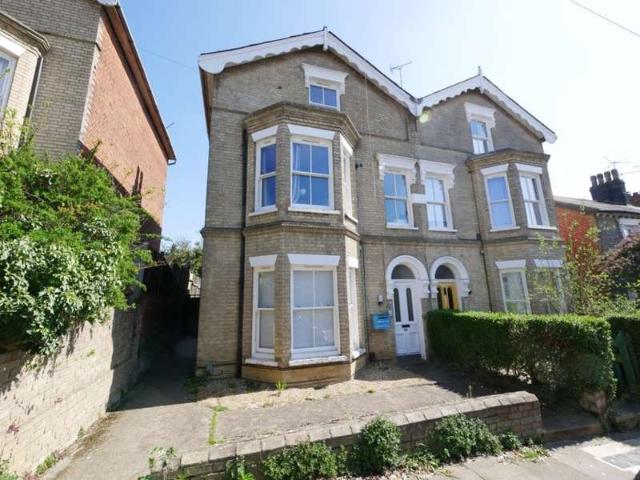 Flat for sale in The Dales, Key Street