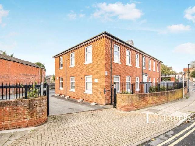 Flat for sale in The Dales, Key Street