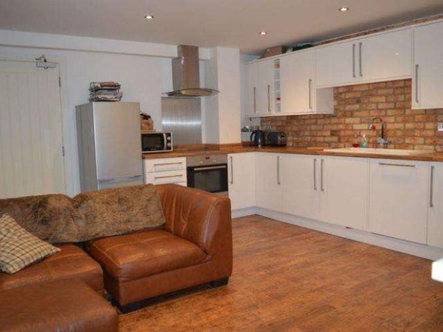 Flat for rent in East Brook, Wimborne