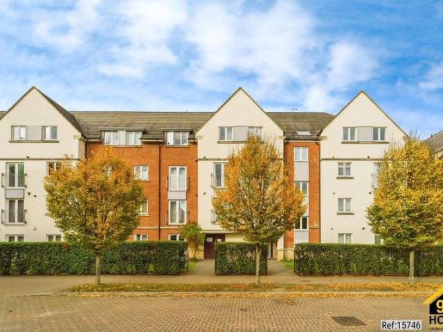 Flat for sale in London Borough of Hounslow, Spring Grove