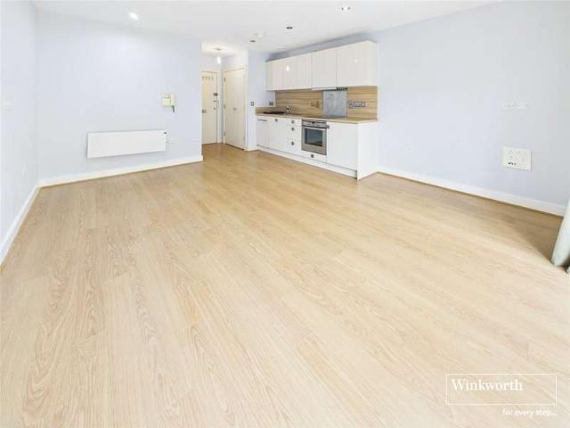 Flat for sale in Kennet Island, Reading