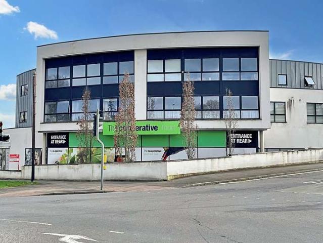 Flat for sale in Ebblake, Verwood
