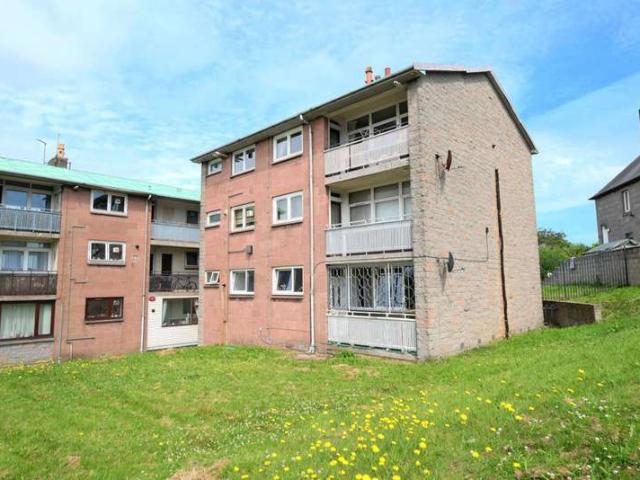 Flat for sale in Ballindoch, Scotland