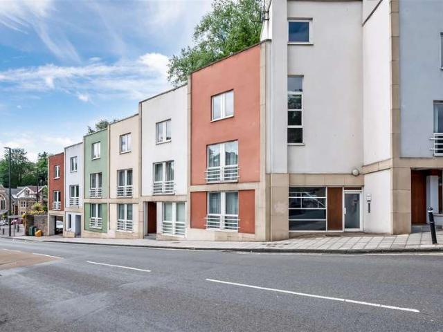 Flat for sale in Spike Island, Feckenham