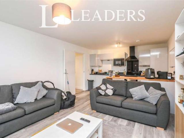Flat for sale in East Bank, Norfolk
