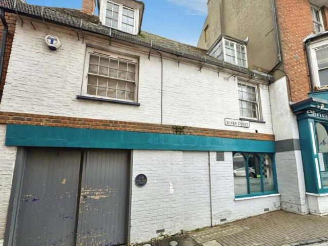 Flat for sale in Green Park, Milton Keynes
