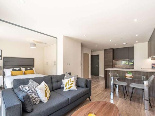 Flat for rent in Colindale, Colindale
