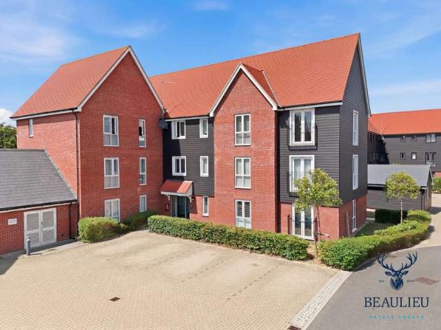 Flat for sale in Chelmsford, Essex