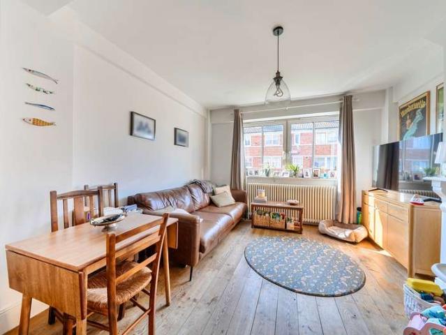 Flat for sale in Bermondsey, Greater London