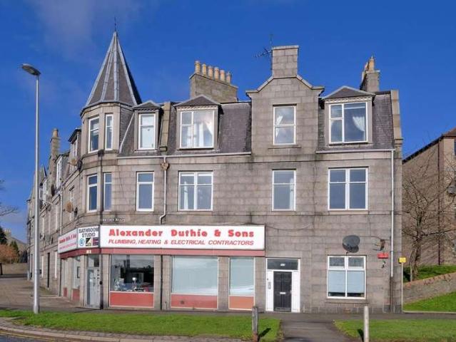 Flat for rent in Ashgrove, Ballindoch