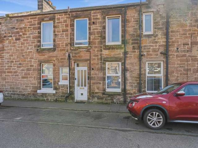 Flat for sale in Burntisland, Scotland