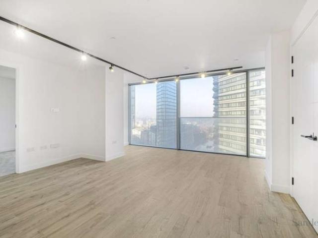 Flat for sale in Finsbury, Greater London