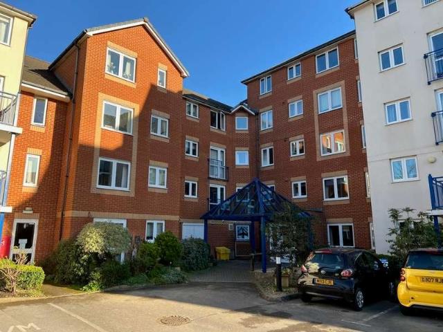 Flat for sale in Weston-super-mare, North Somerset
