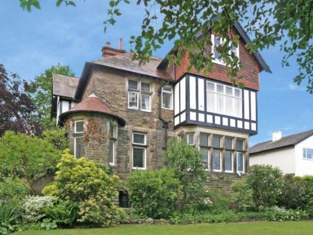 Flat for sale in Low Harrogate, Harrogate