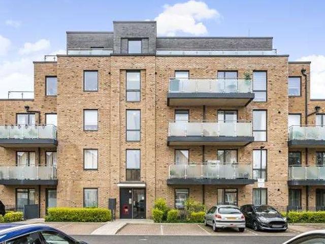Flat for sale in Temple Cowley, Oxford