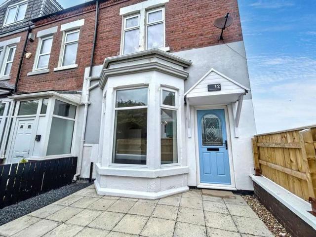 Flat for sale in Whitley Bay, North Tyneside