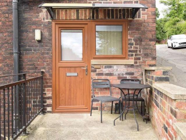 Flat for rent in Addingford, Wakefield