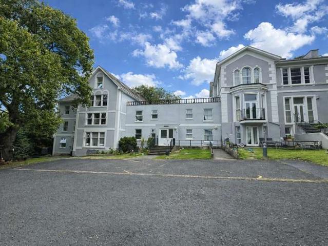 Flat for sale in Babbacombe