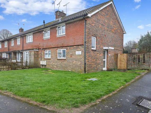 Flat for sale in Storrington and Sullington, Horsham