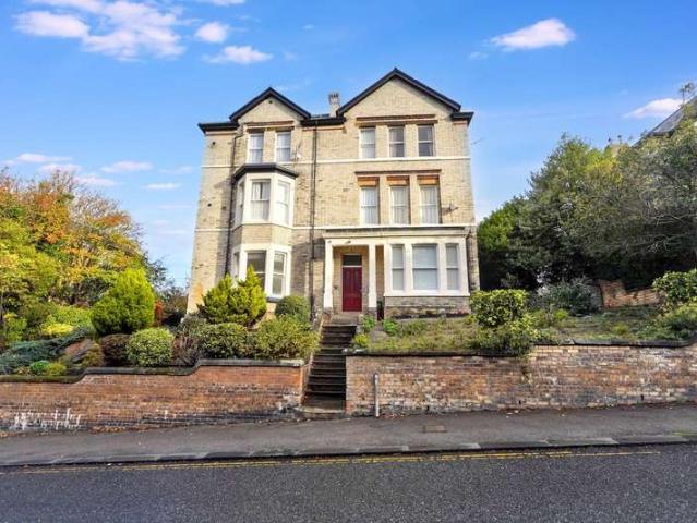 Flat for sale in South Cliff, Kepwick