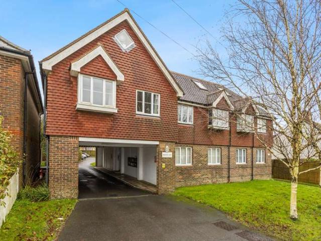 Flat for sale in Cross In Hand, East Sussex