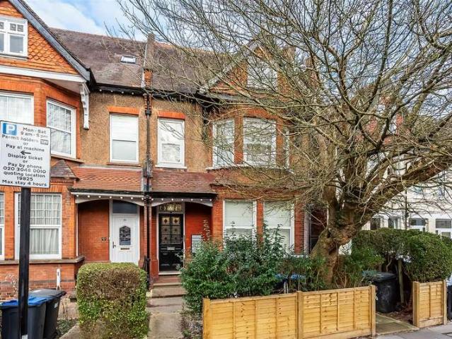 Flat for sale in South Norwood, South Norwood