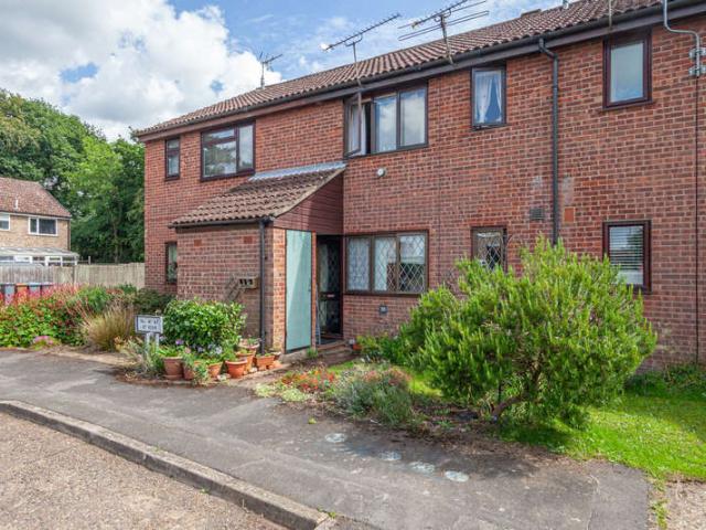 Flat for sale in Drybridge Hill, Eastbridge
