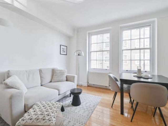 Flat for sale in Marylebone, Marylebone