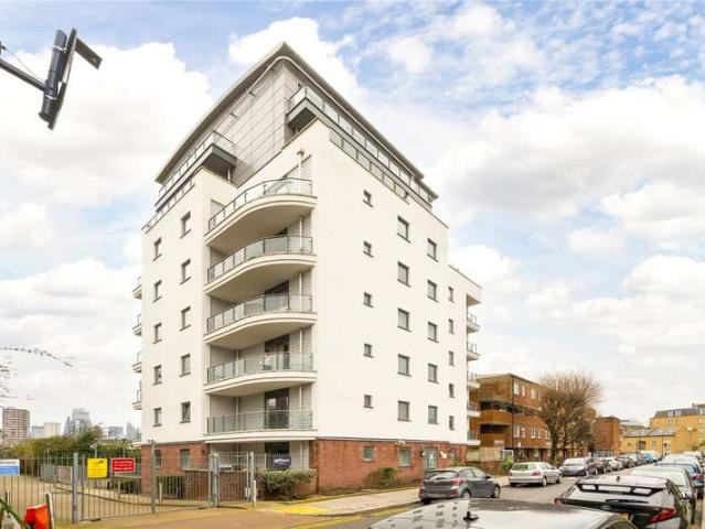 Flat for sale in Ratcliffe, Shadwell