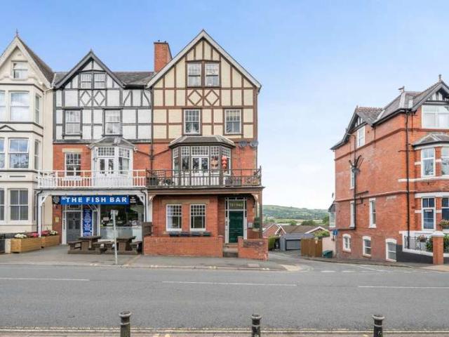Flat for sale in Llandrindod Wells, Llandrindod