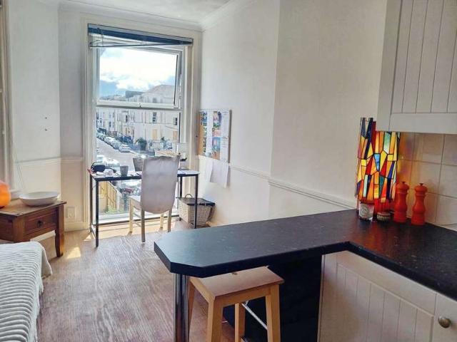 Flat for sale in West Cliff, Bournemouth