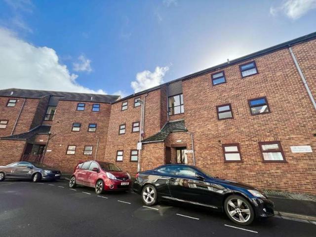 Flat for sale in Melcombe Regis, Weymouth